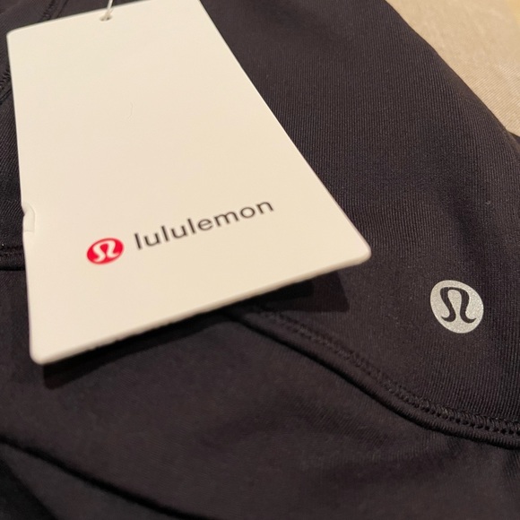 Lululemon black Rulu Close to Crossing Long Sleeve Sz M NWT - Picture 3 of 9